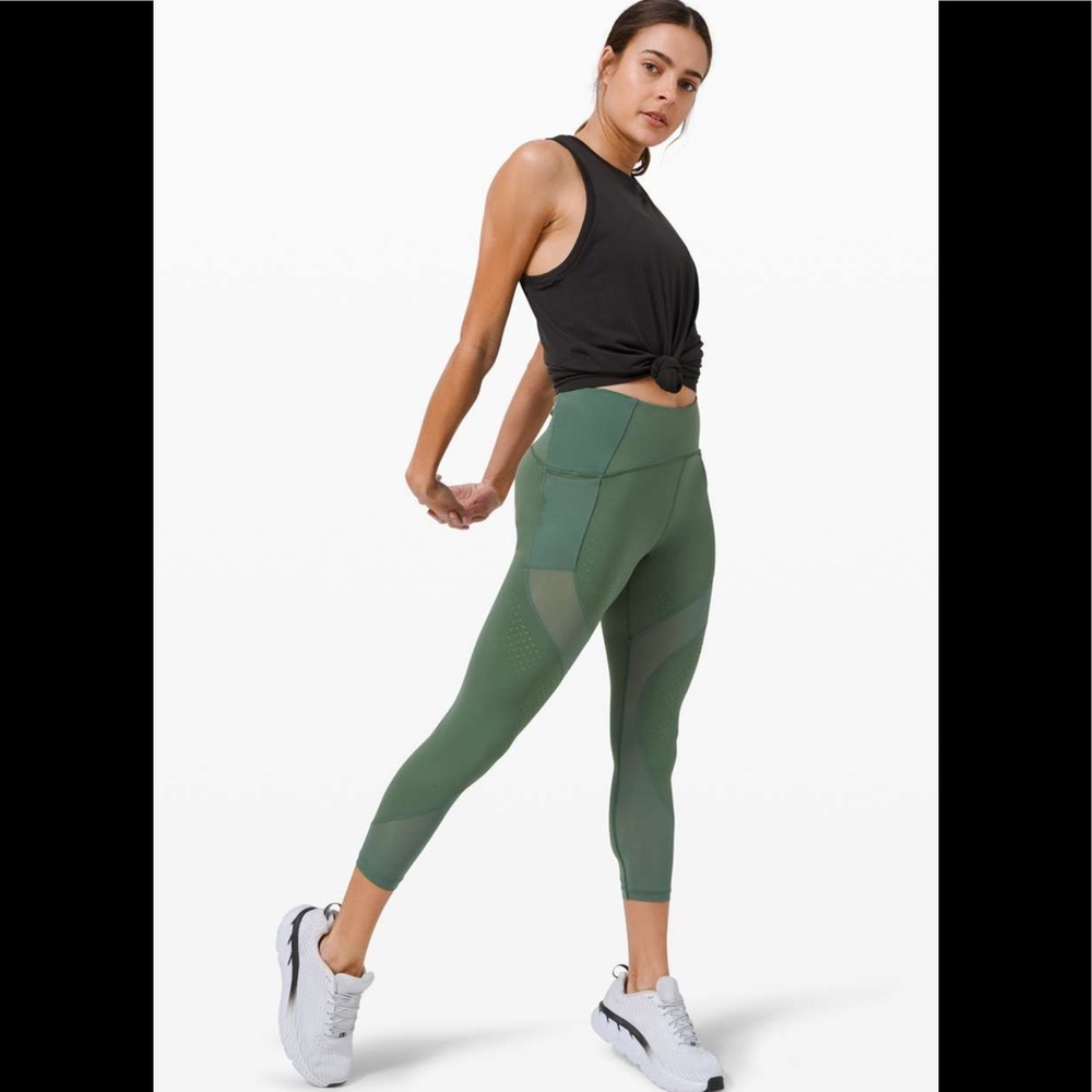 Lululemon Uncovered Strength High-Rise Crop 23"
Algae Green
